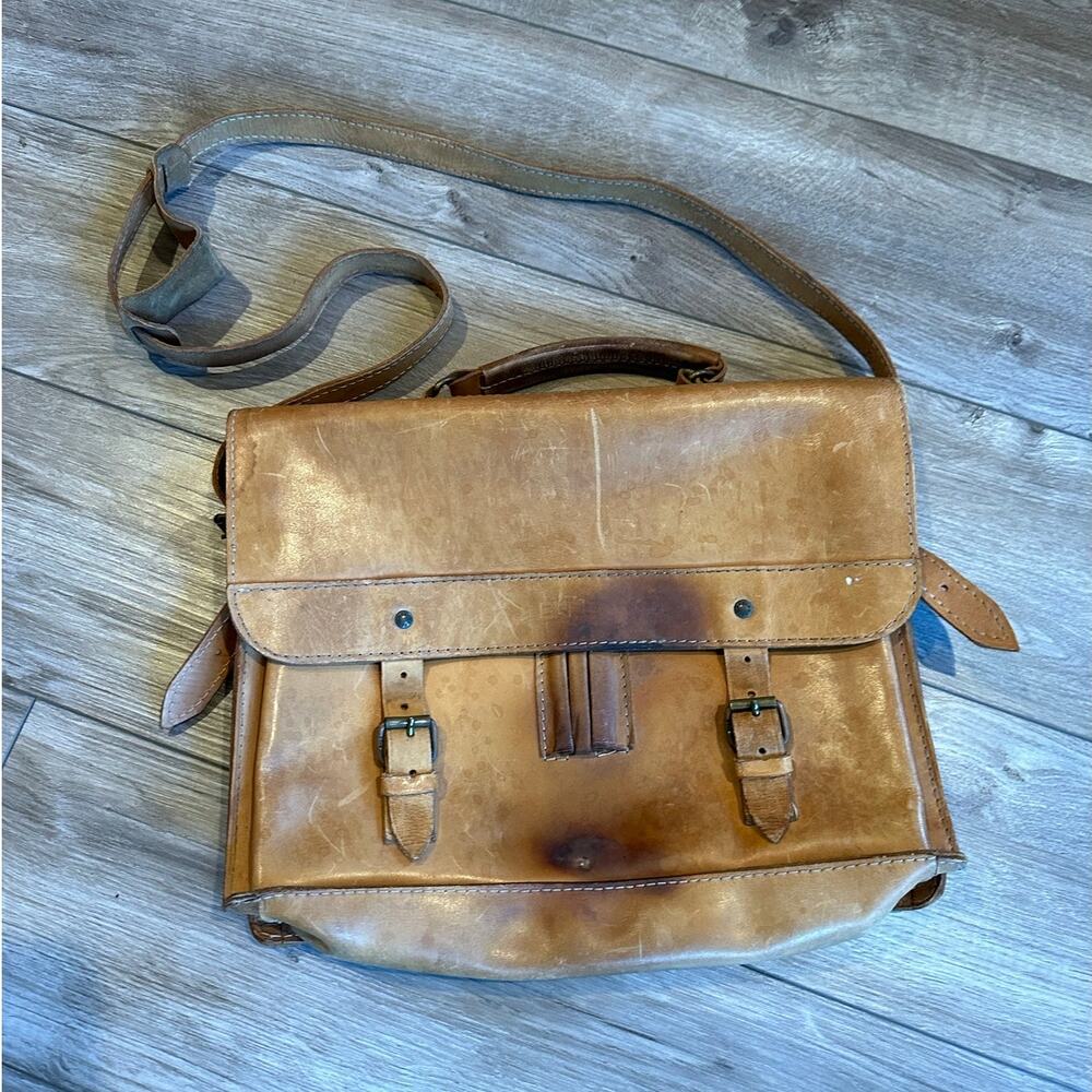 Vintage BREE Messenger Tan Leather Crossbody Bag